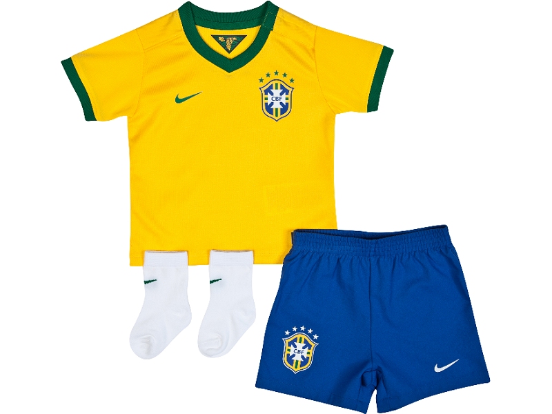 Brasile Nike completo da calcio ragazzo