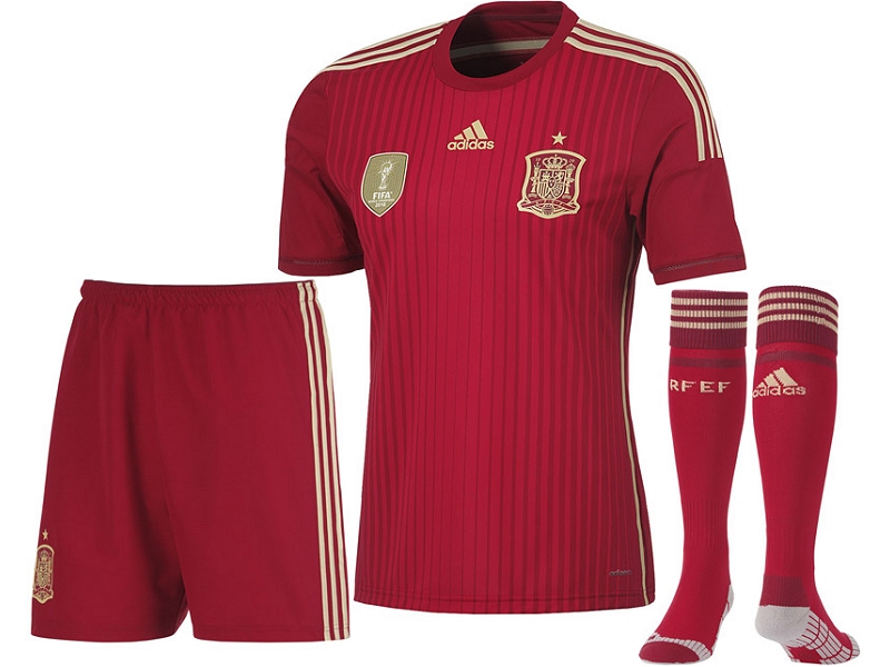 Spagna  Adidas completo da calcio